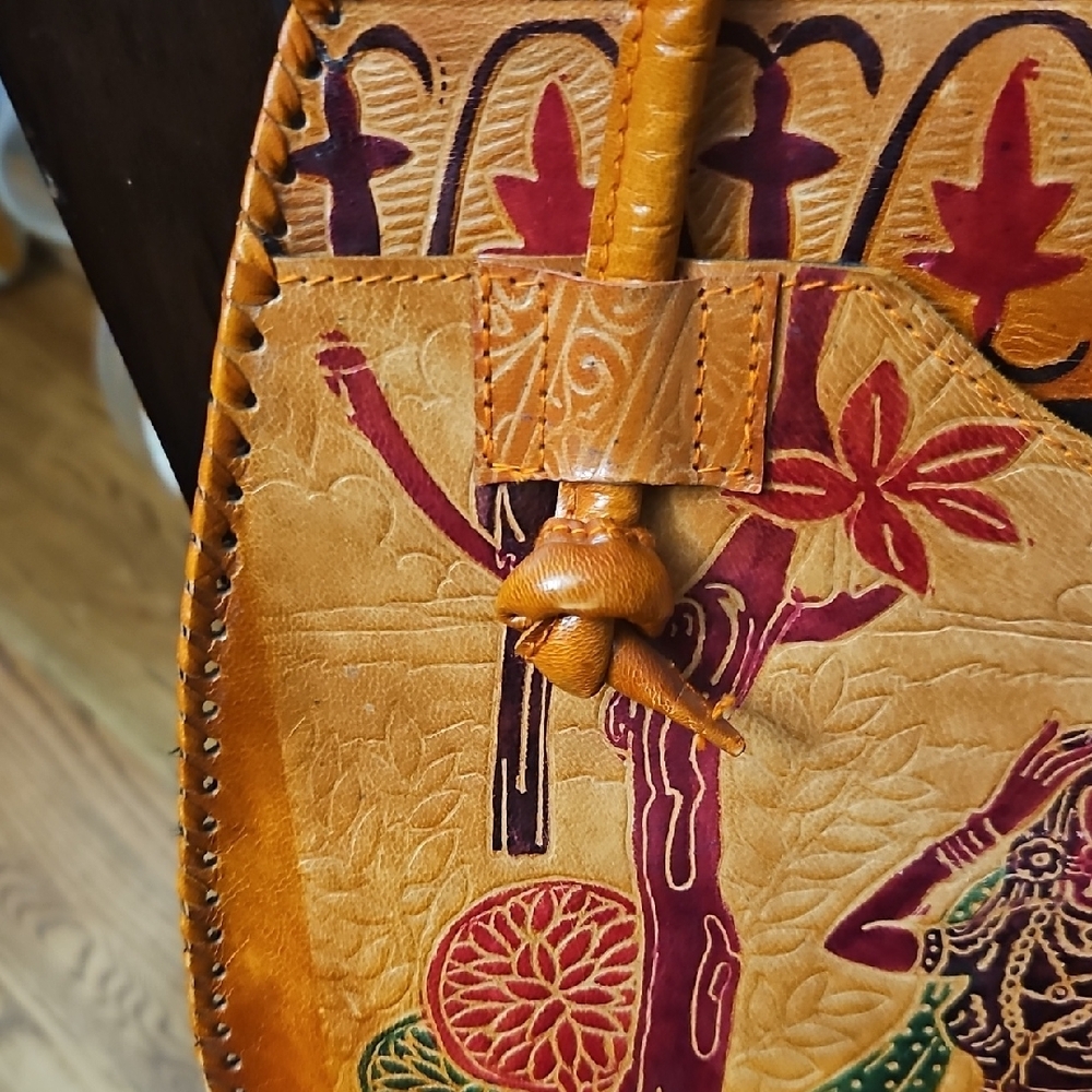 Artistic Tribal Tan Leather Shoulder Bag - Picture 2 of 16
